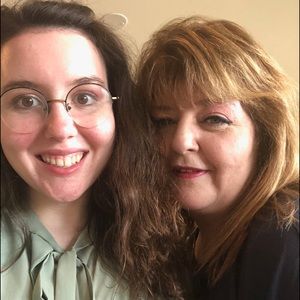 Meet your Posher, Debbie